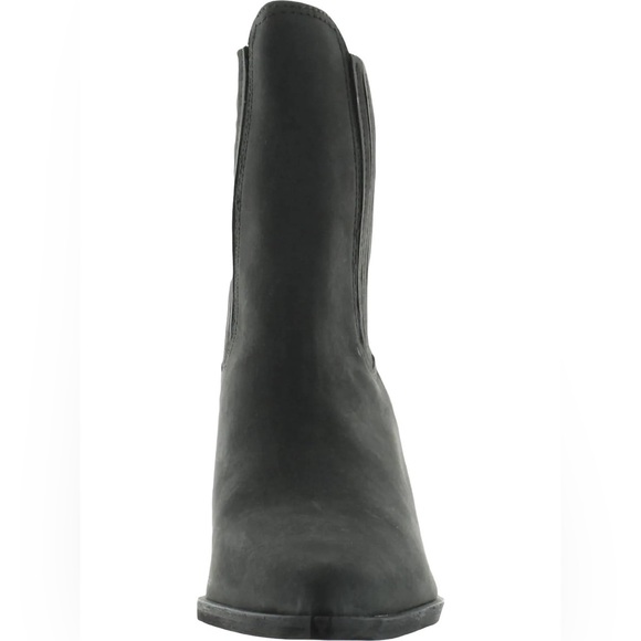 NEW Steve Madden Terezza Nubuck Booties - Picture 4 of 8